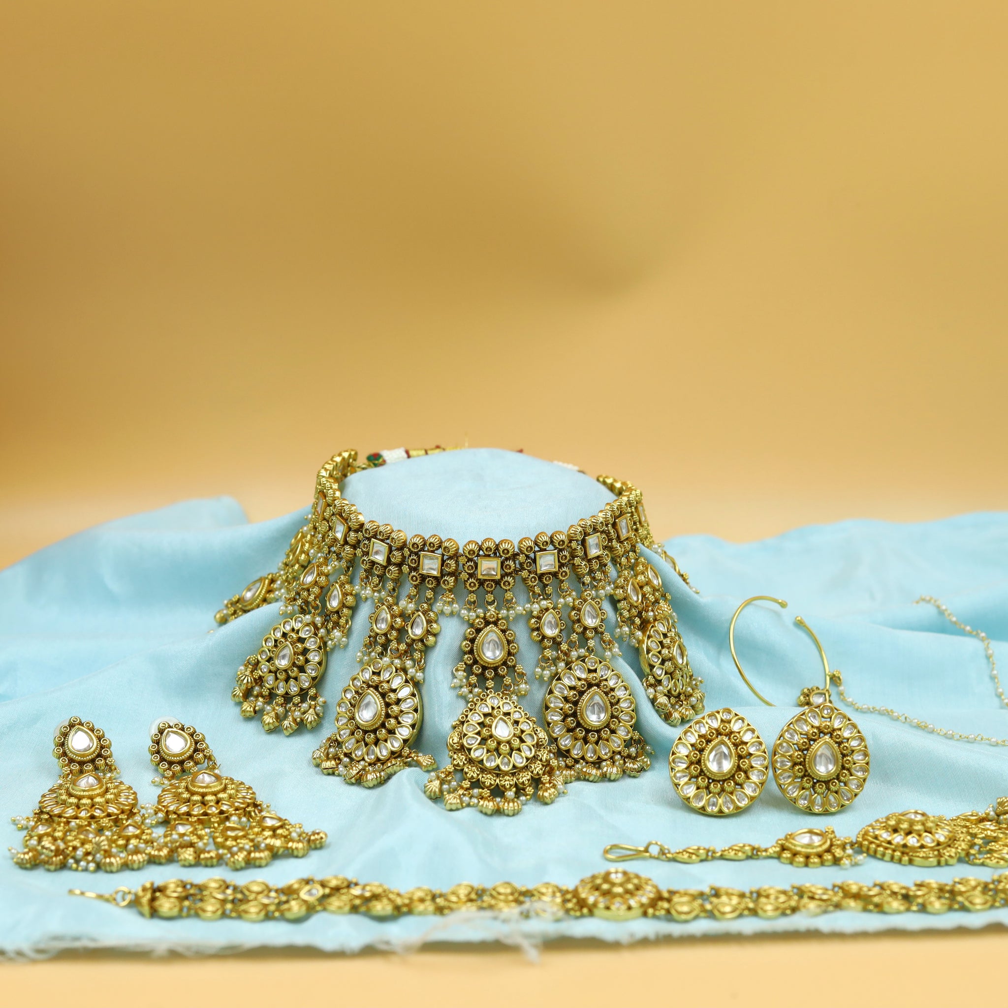 Choker Antique Necklace Set 18547-28