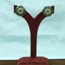 Tops/Studs Kundan Earring 21089-28