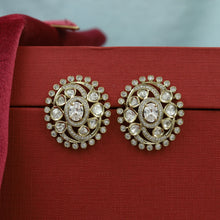 Tops/Studs Kundan Earring 21084-28