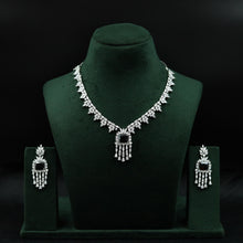 Round Neck Zircon/AD Necklace Set 12531-28