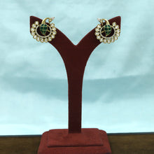 Tops/Studs Kundan Earring 19255-28
