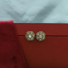 Tops/Studs Kundan Earring 21081-28