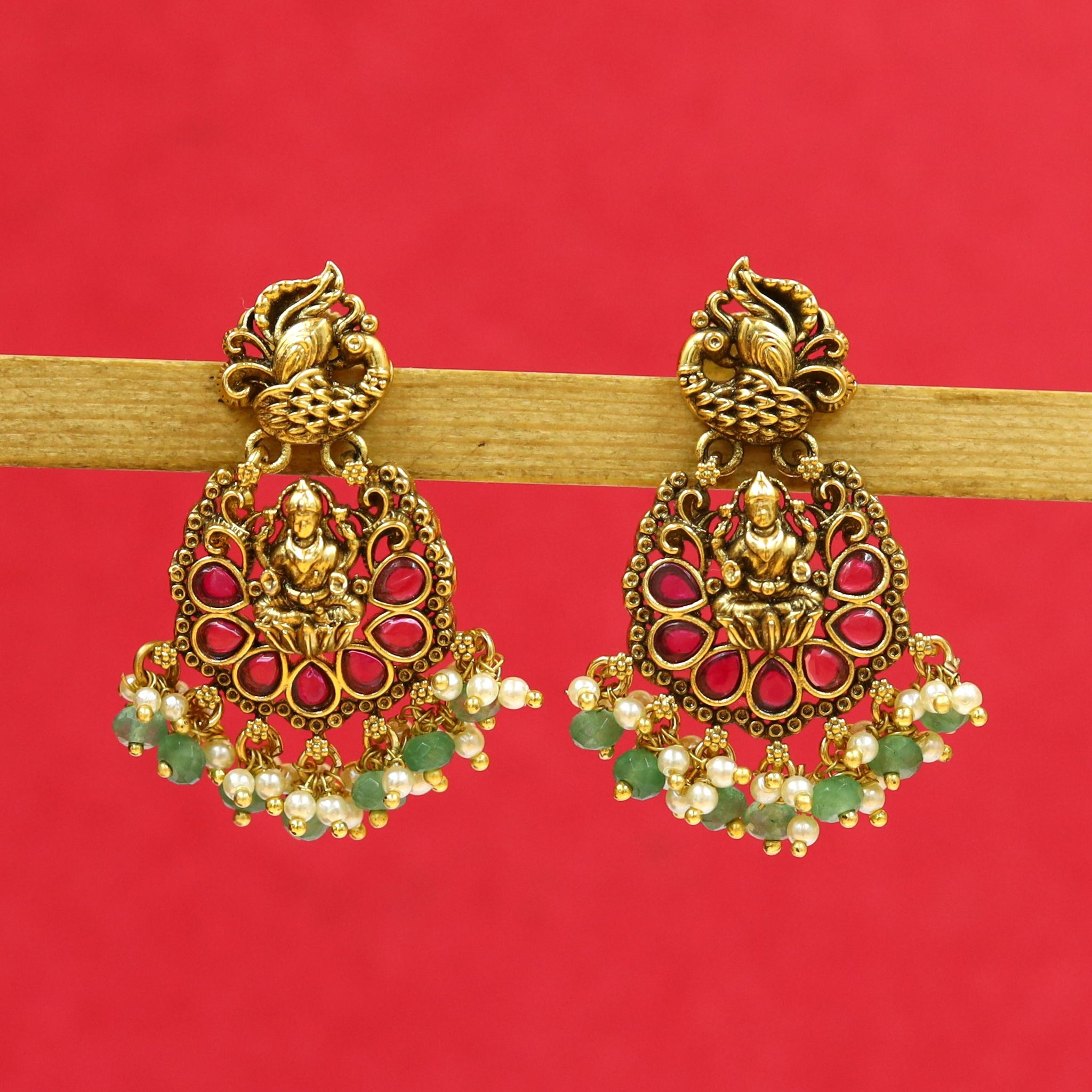 Light Temple Earring 18511-28