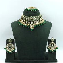 Choker Kundan Necklace Set 15916-28