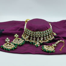 Choker Kundan Necklace Set 15916-28
