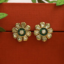Tops/Studs Kundan Earring 22211-31