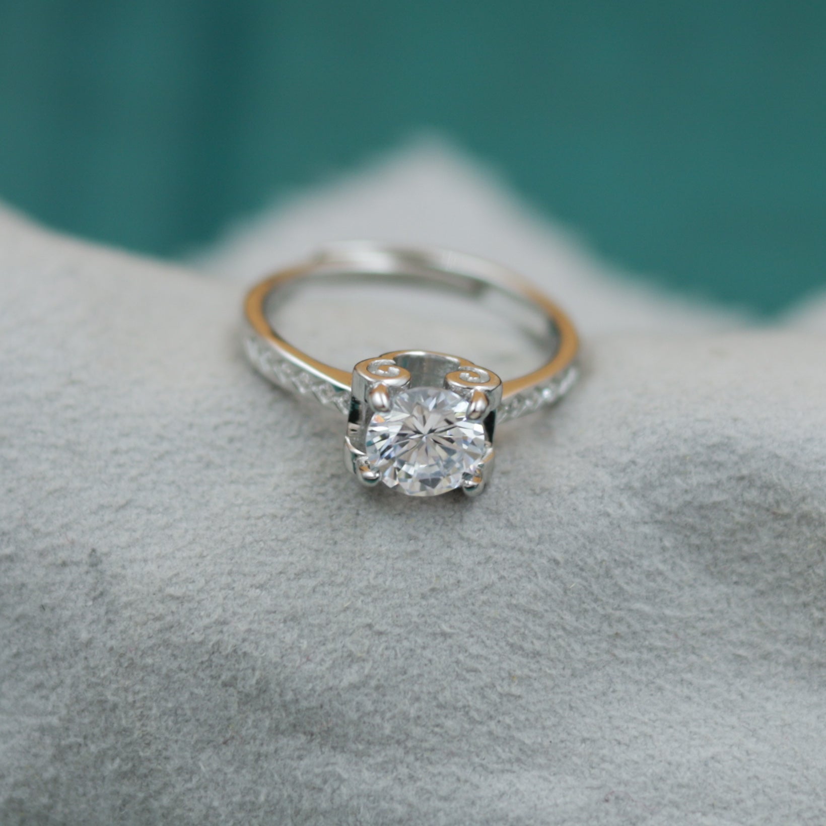 Pure Silver  925 Hallmarked Ring 7997-22