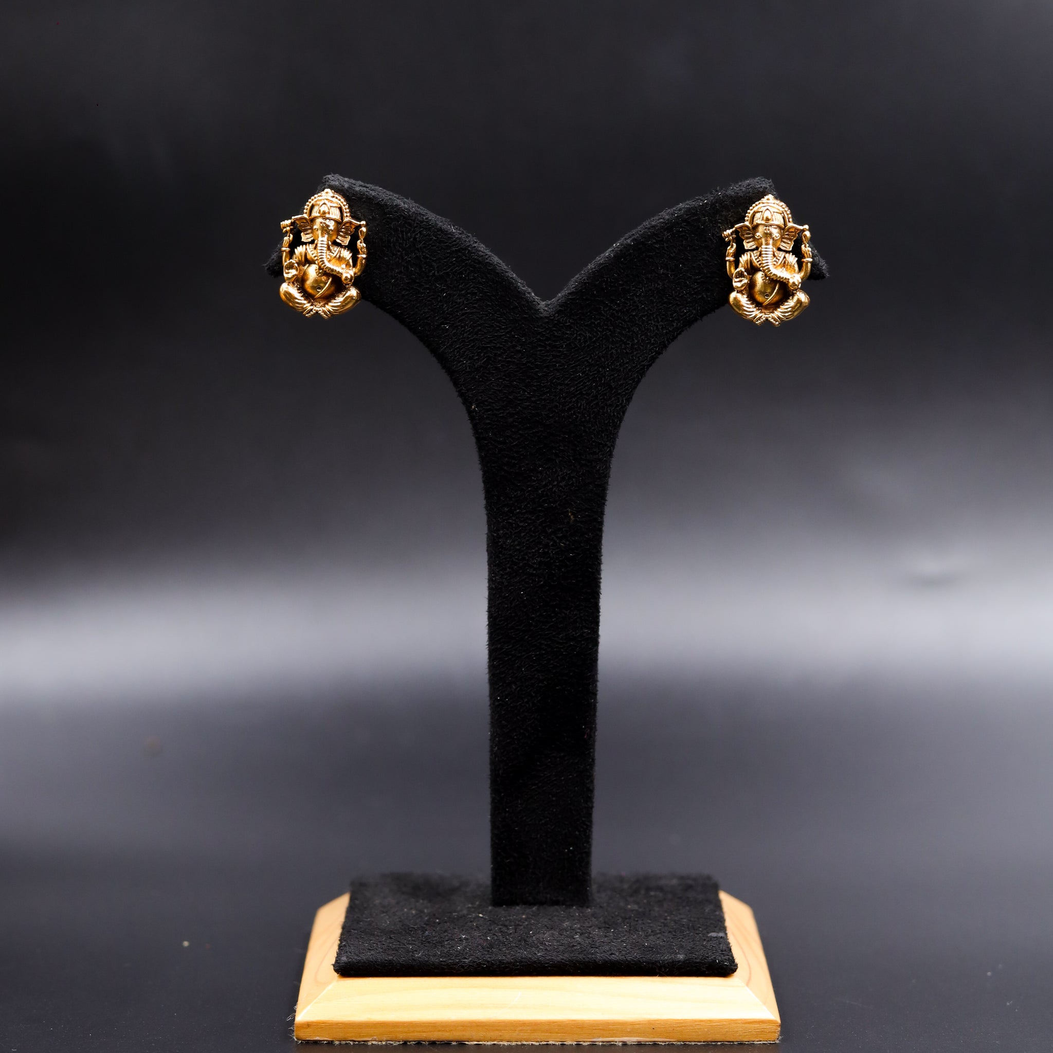 Antique Gold Plated Light Temple Pendant Set 10069-28