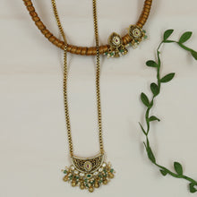 Traditional Antique Pendant Set 22341-21