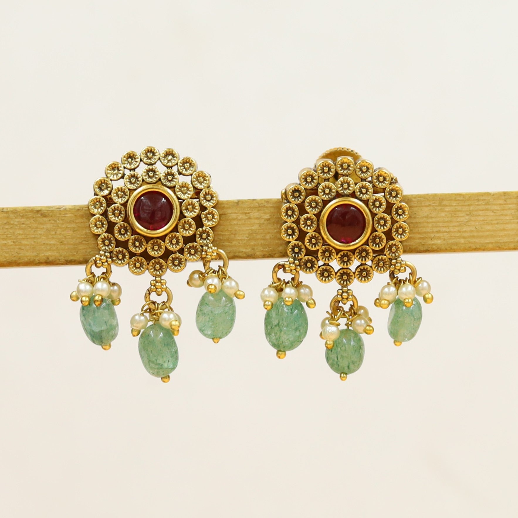 Tops/Studs Antique Earring 18508-28