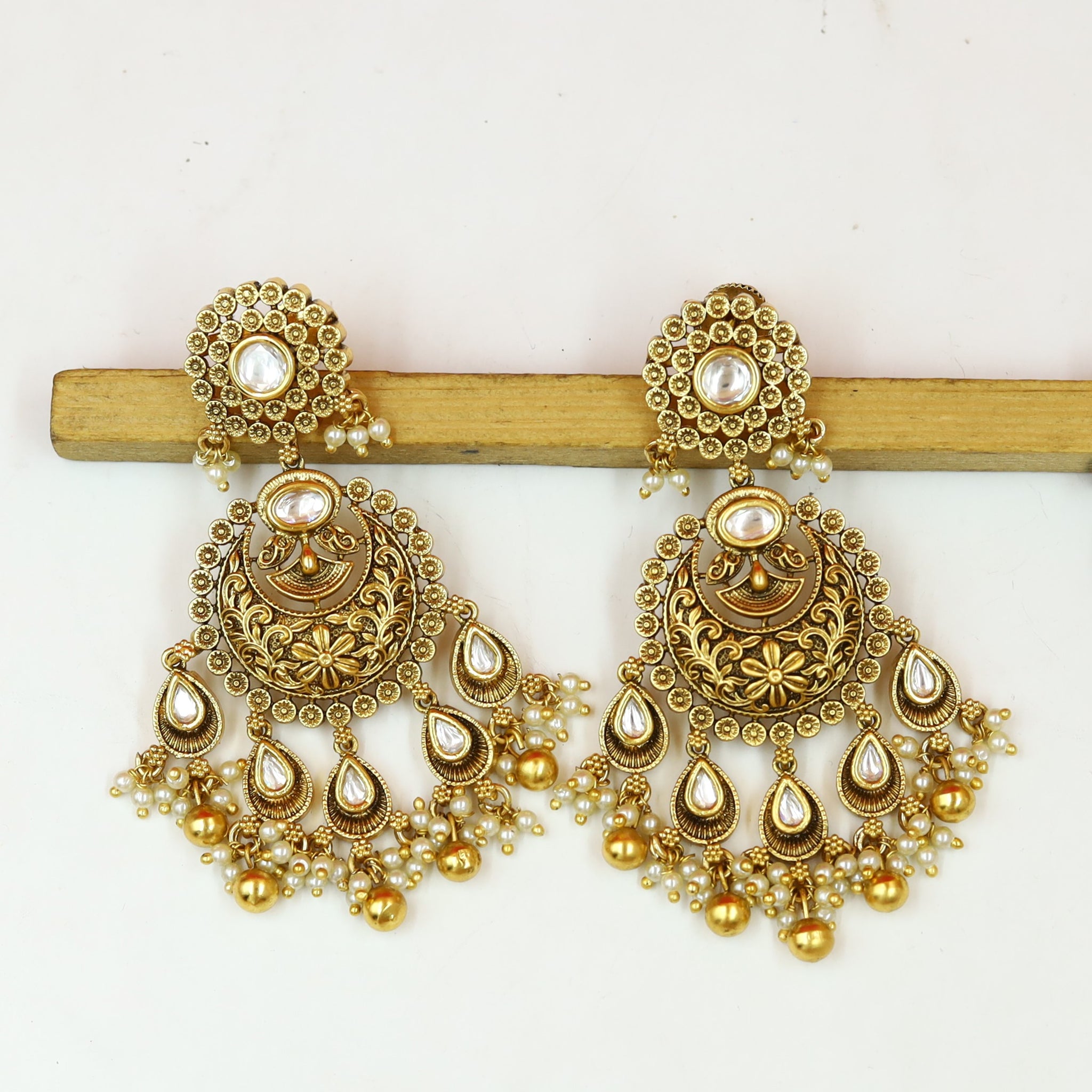Chandbali Antique Earring 18534-28