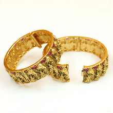 Antique Gold Finish Bangles/Kada 7120-1