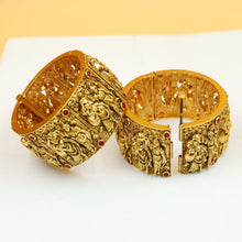 Antique Gold Finish Bangles/Kada 4061-28