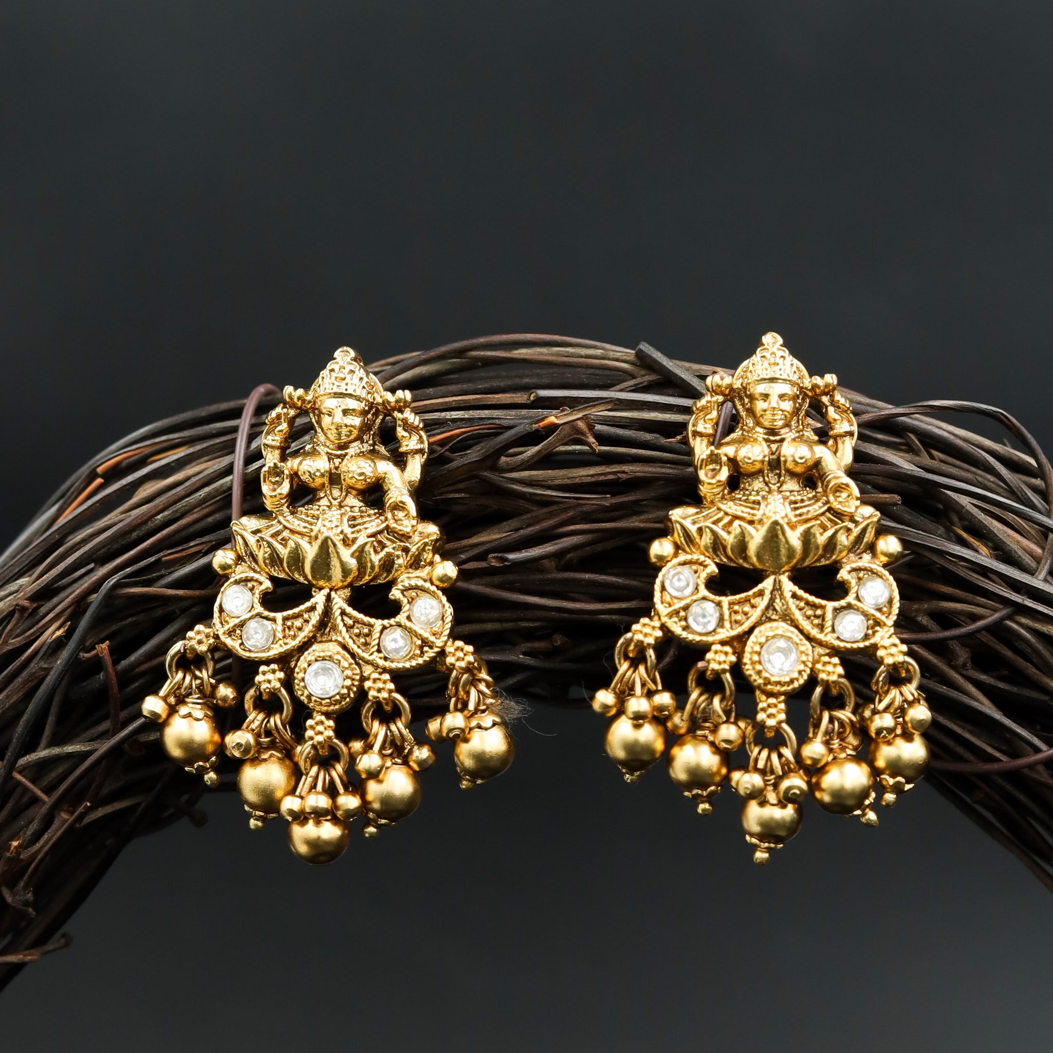 Antique Gold Plated Round Neck Temple Necklace Set 9966-28