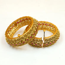 Antique Gold Finish Bangles/Kada 7119-1