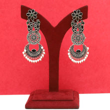 Danglers Oxidized Earring 18552-28