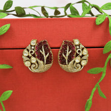 Tops/Studs Kundan Earring 21247-28