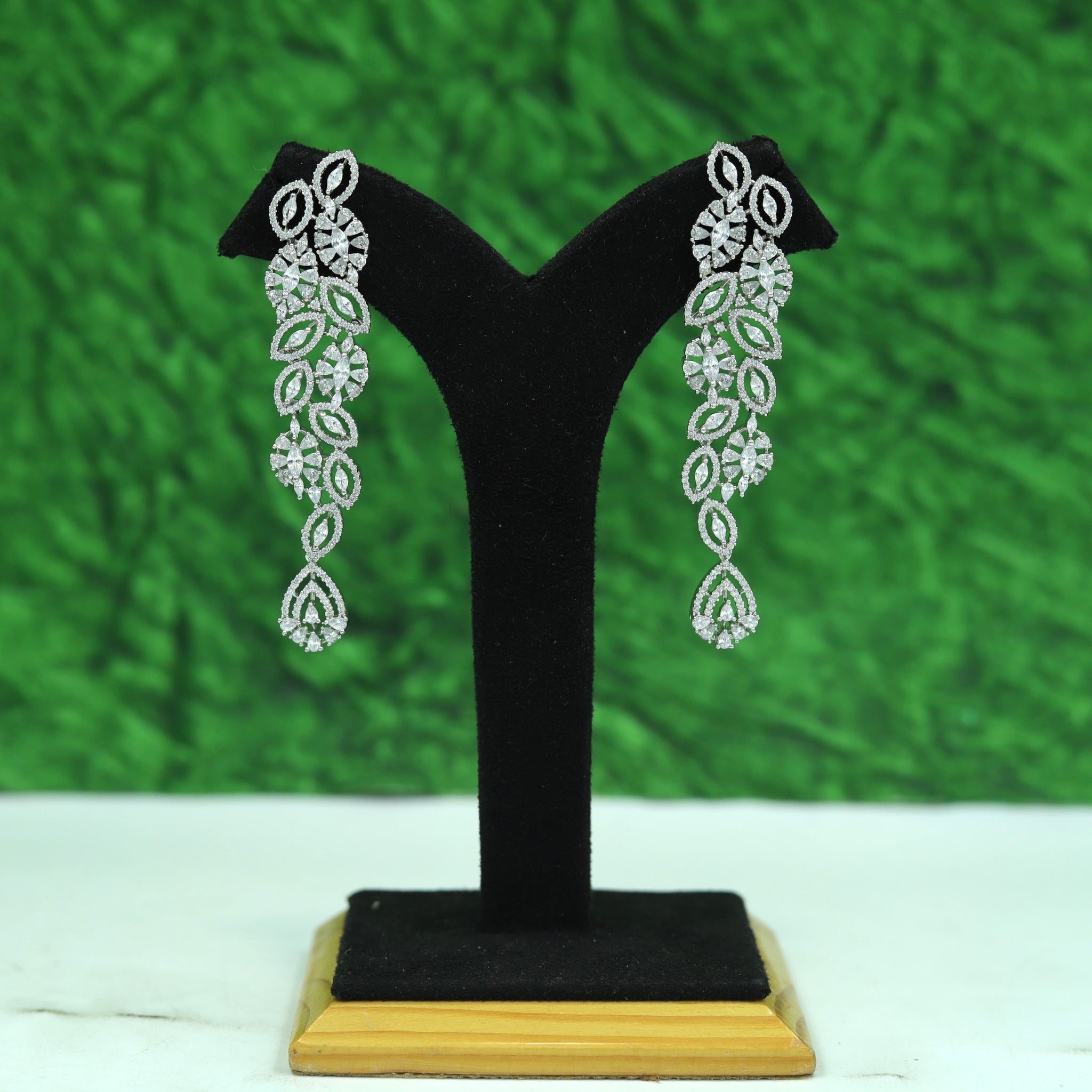 Danglers Zircon/AD Earring 16899-08