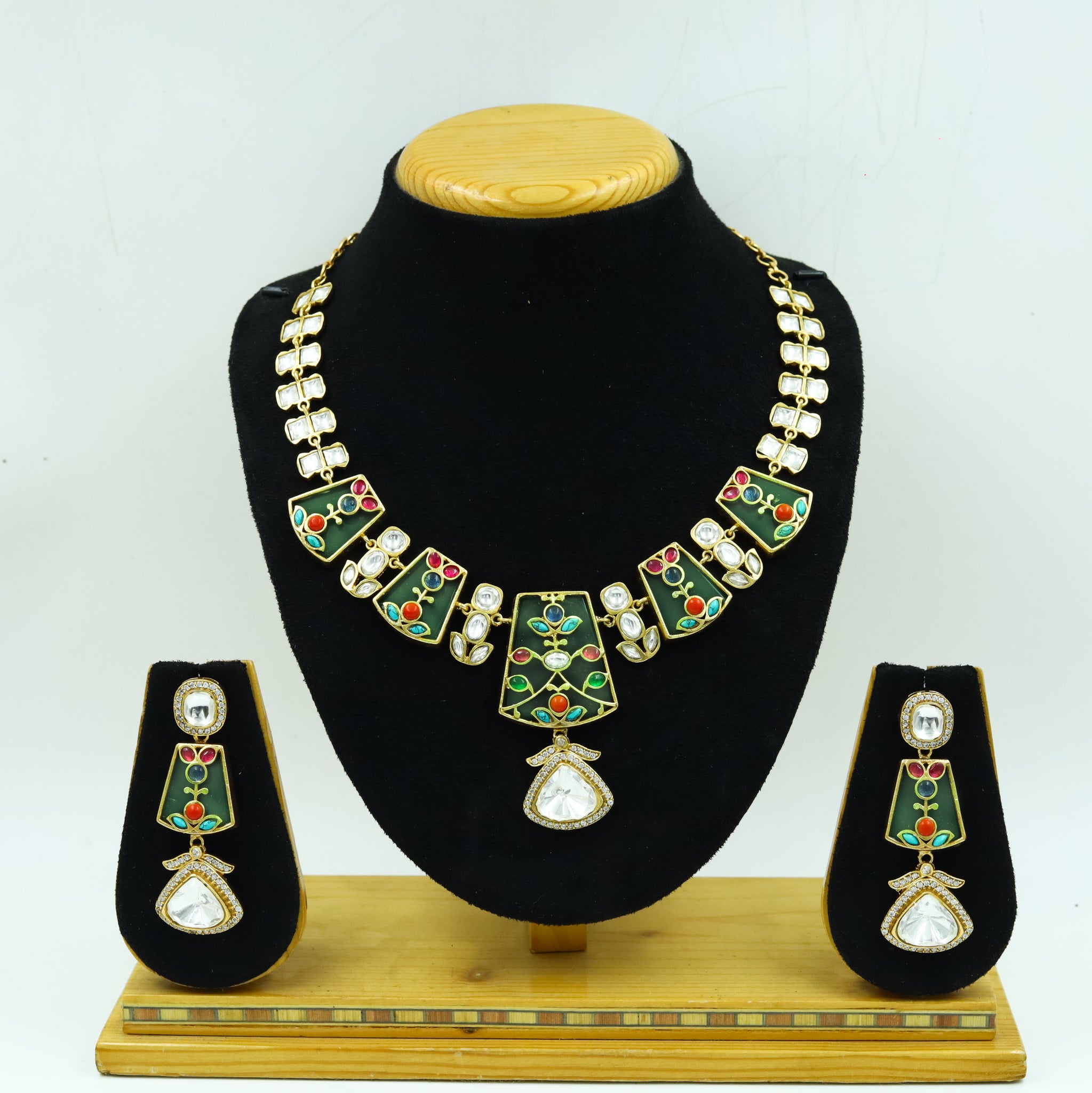 Sabyasachi Inspired Moissanite Round Neck Kundan Necklace Set 13570-87