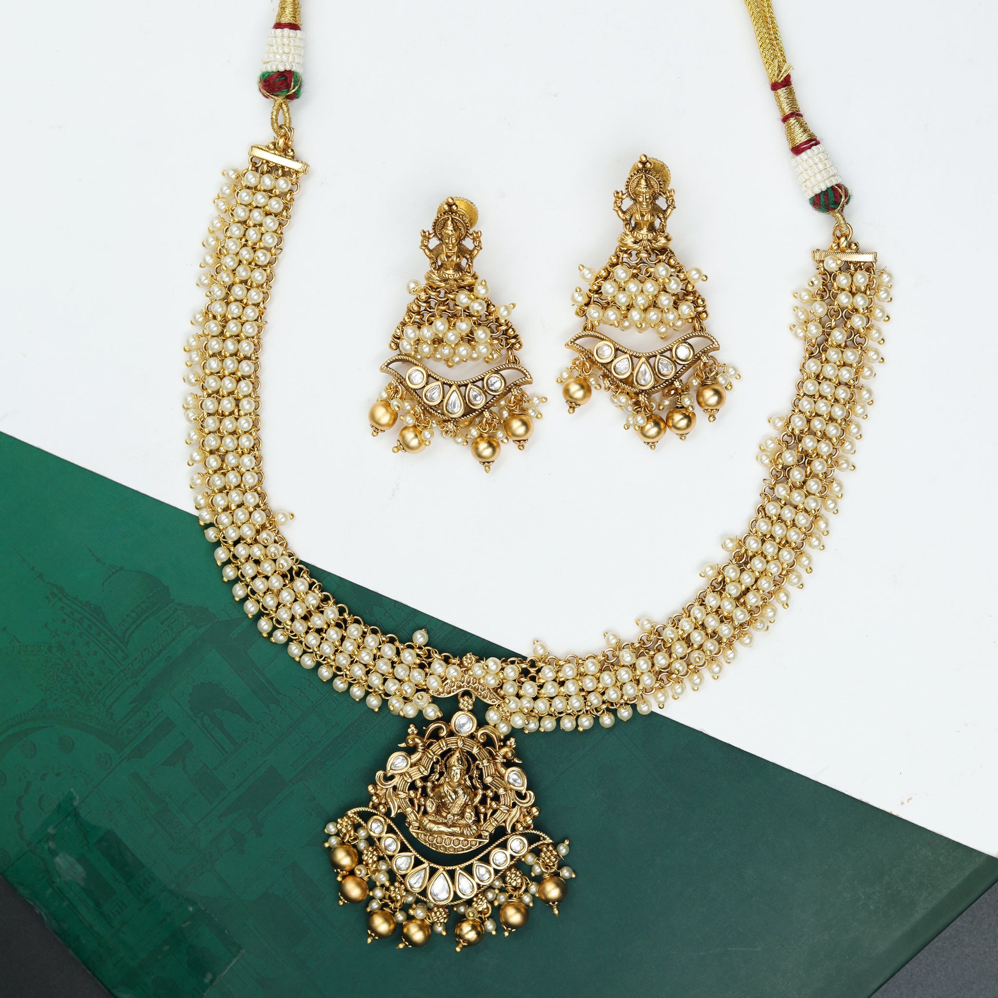 Antique Gold Plated Round Neck Temple Necklace Set 9988-28