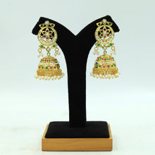 Round Neck Jadau Necklace Set 15979-65