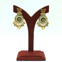 V Neck Antique Necklace Set 20741-28