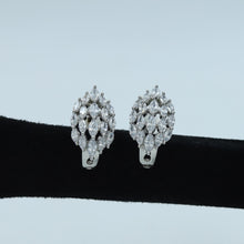Bali Zircon/AD 3196-11