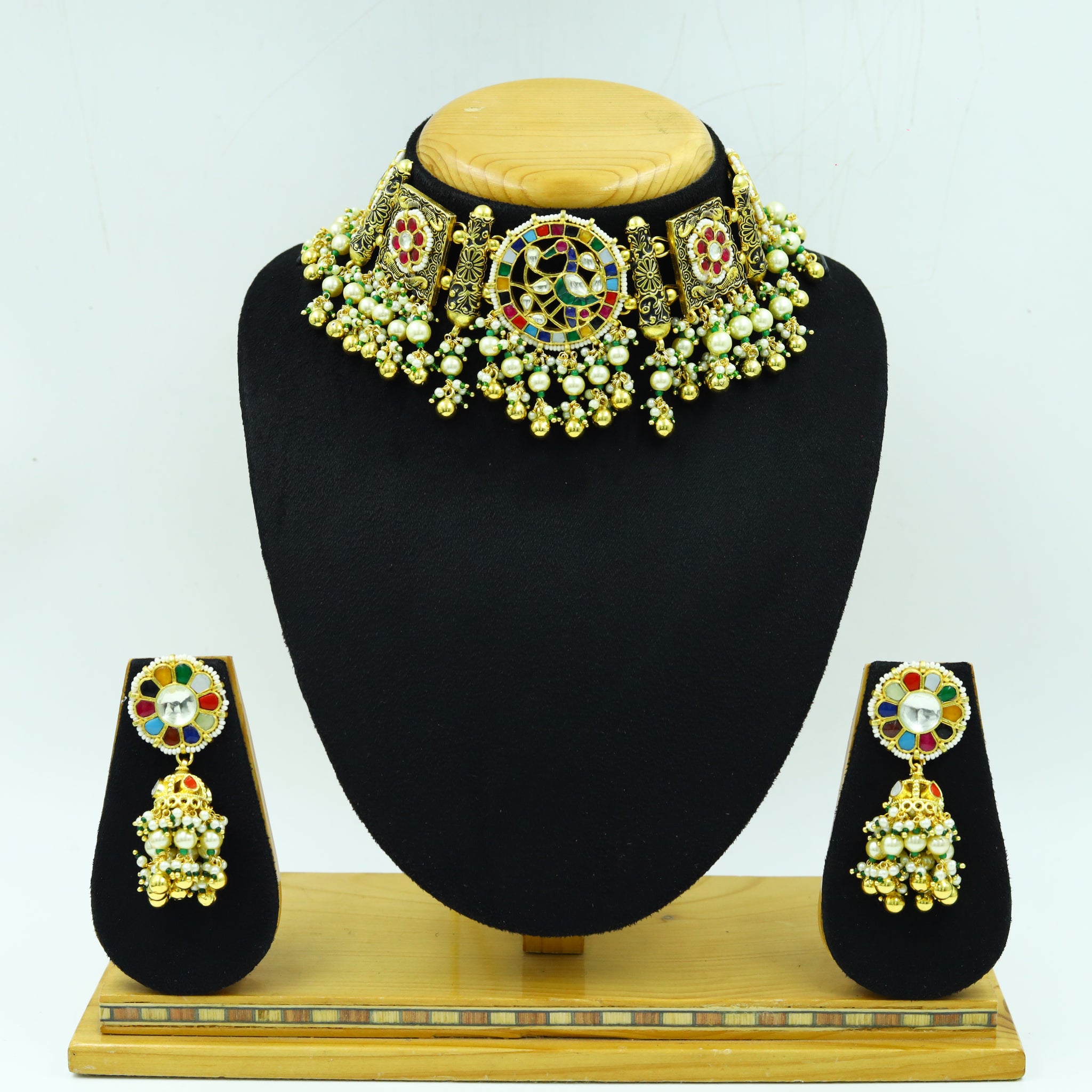 Choker Kundan Necklace Set 13581-56