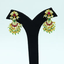 Light Kundan Pendant Set 13585-56