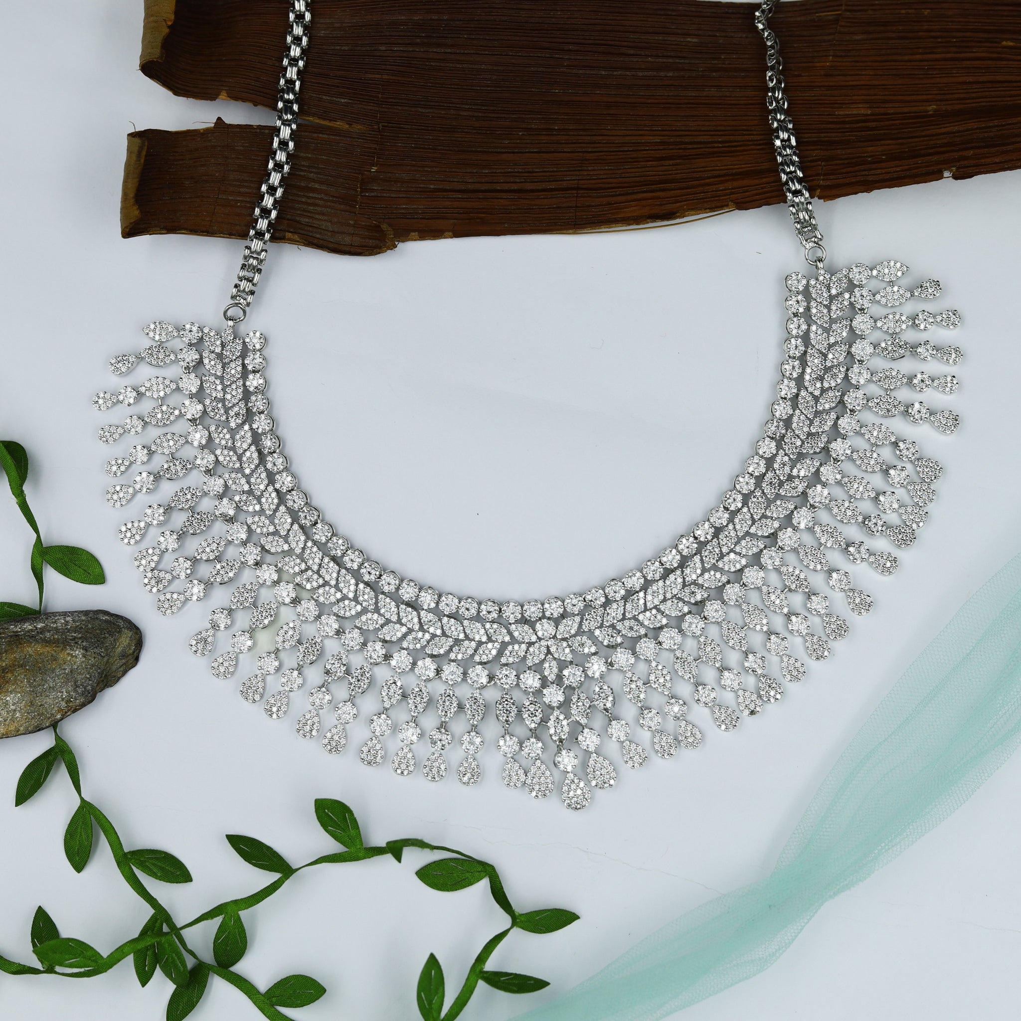 Round Neck Zircon/AD Necklace Set 10778-69