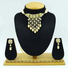 Choker Kundan Necklace Set 13584-56
