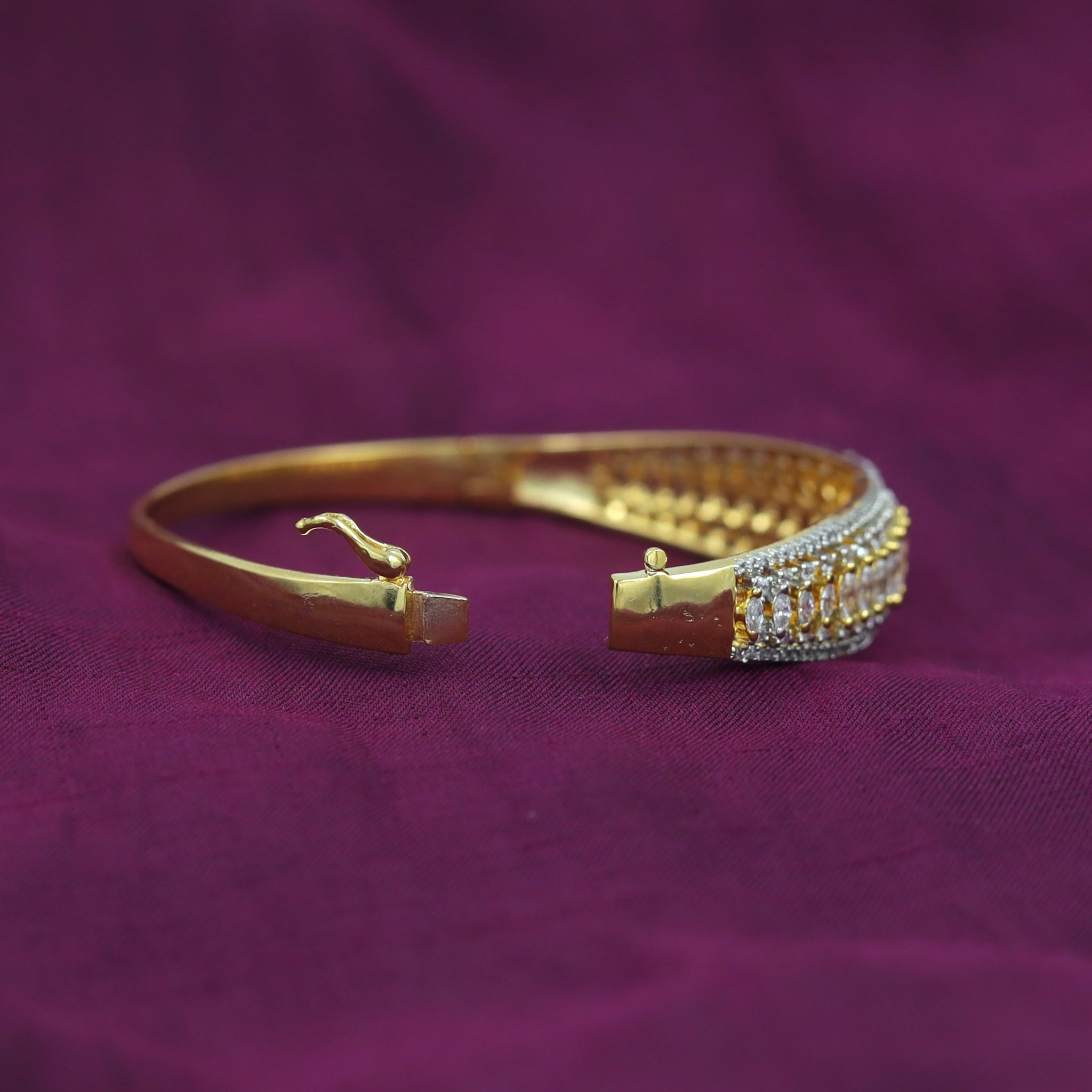 Zircon/AD Bracelet 16923-08