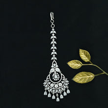 Zircon/AD Maang Tikka 12029-69