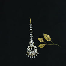 Zircon/AD Maang Tikka 4227-69
