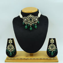 Choker Kundan Necklace Set 16570-69