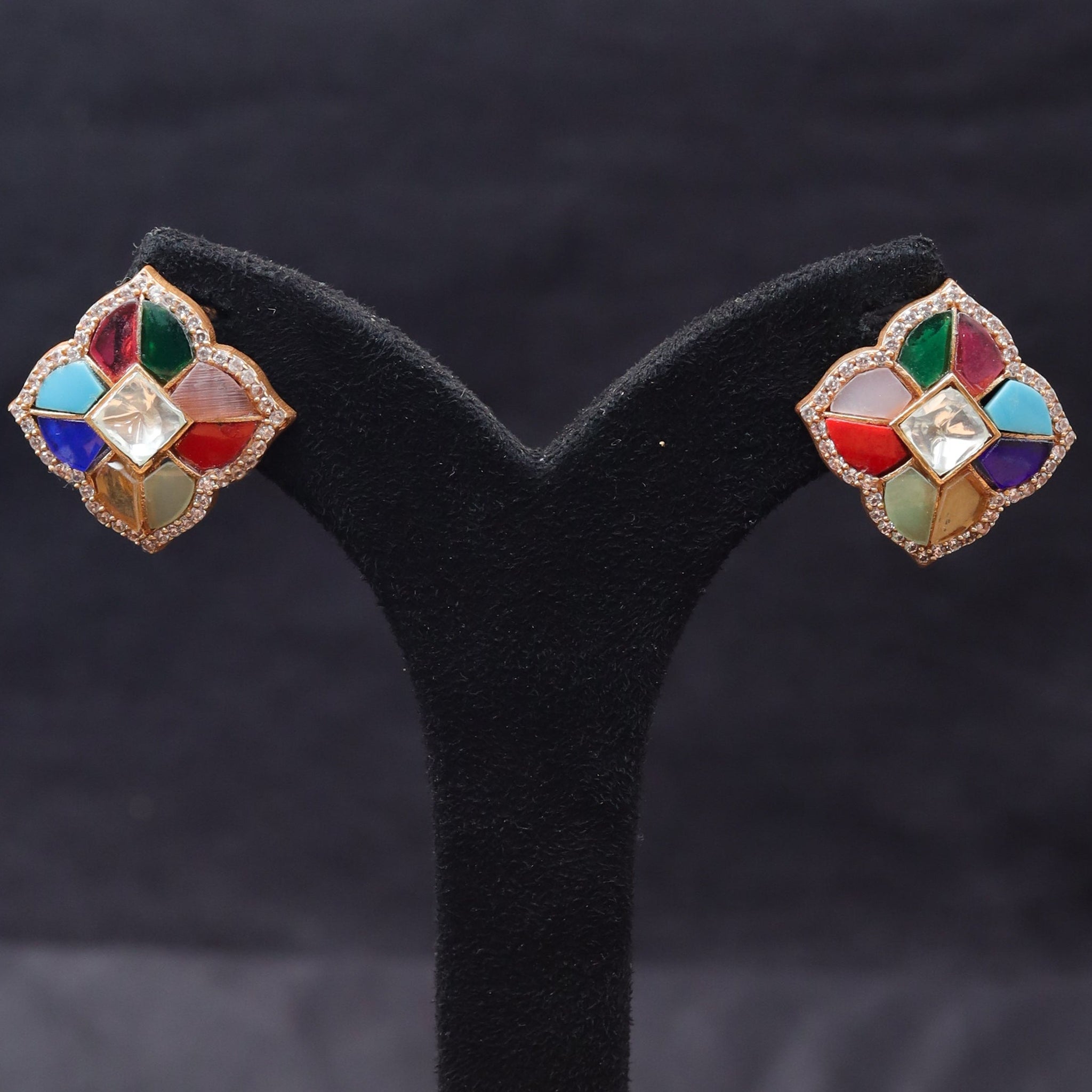Tops/Studs Kundan Earring 10919-42
