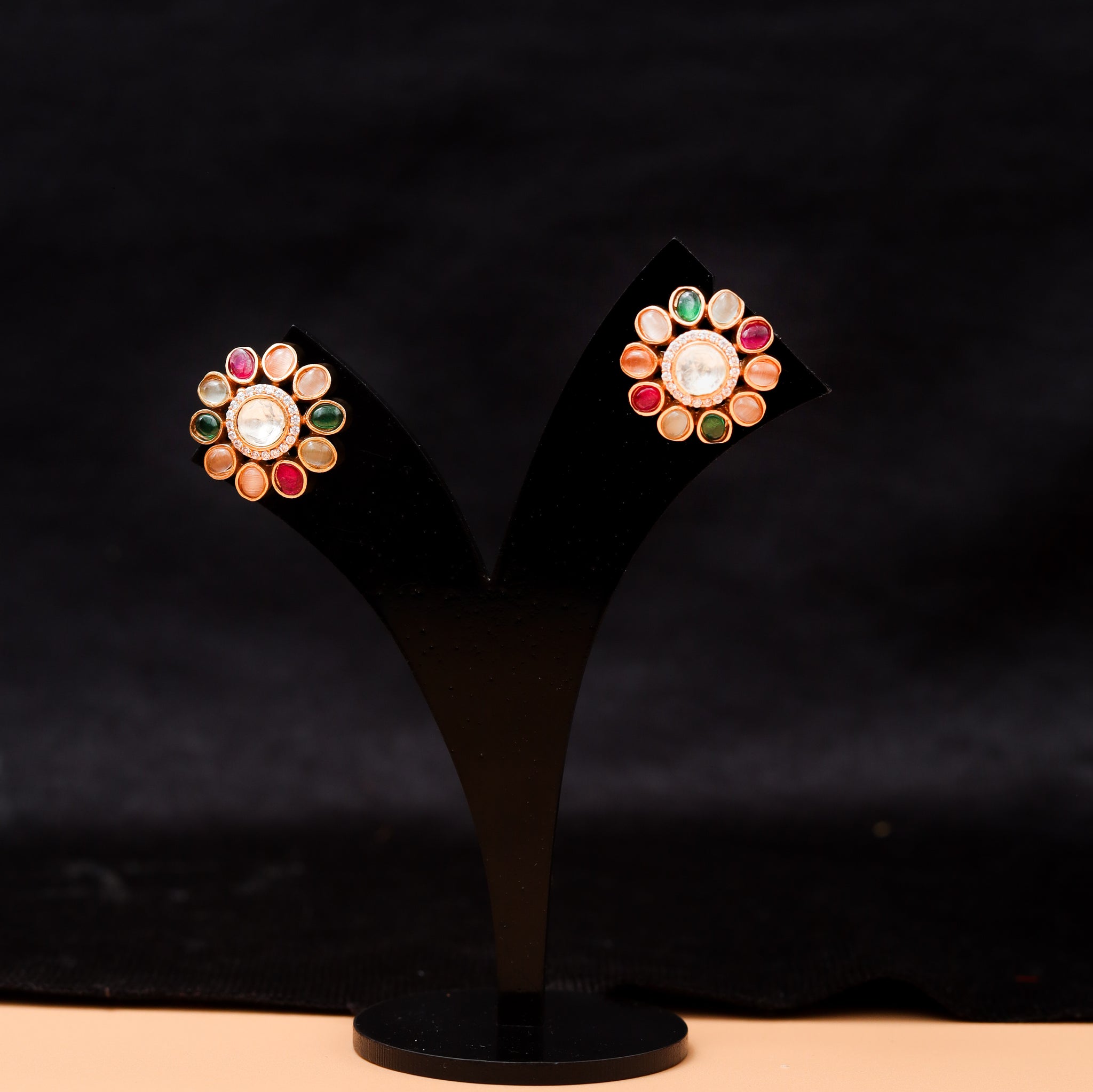 Tops/Studs Kundan Earring 10915-42