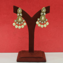 Danglers Polki Earring 22422-21