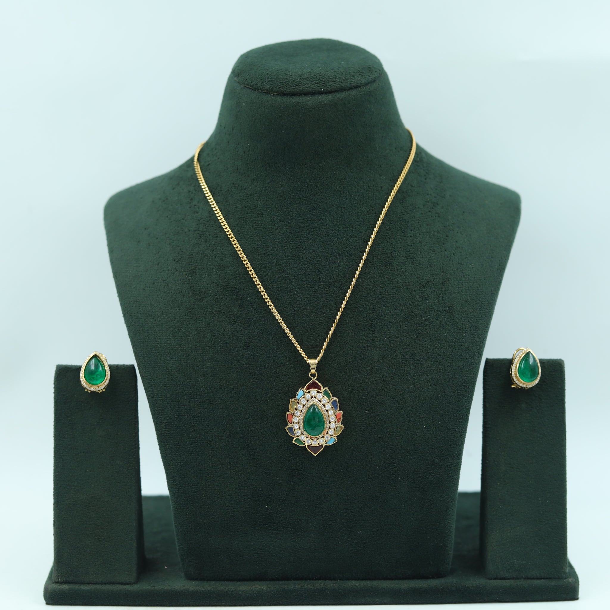 Sabyasachi Inspired Moissanite Light Kundan Pendant Set 16805-87