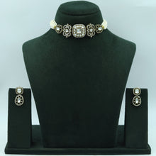 Choker Kundan Necklace Set 16728-28