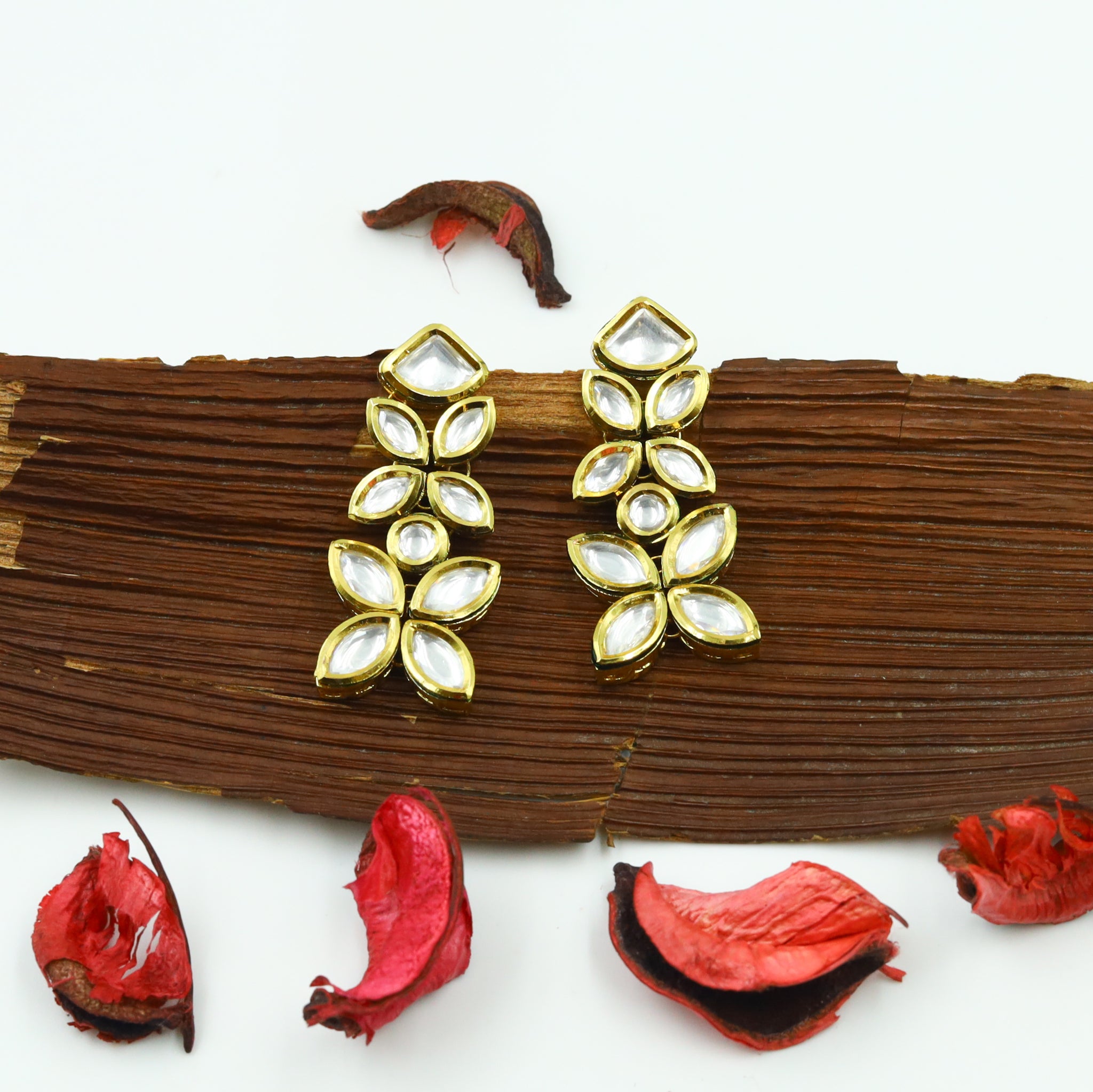 Round Neck Kundan Necklace Set 12188-28