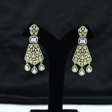 Gold Zircon/AD Earring 4620-8685
