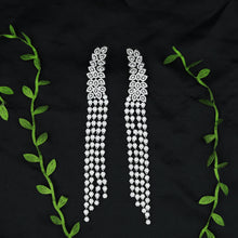 Danglers Zircon/AD Earring 10498-28