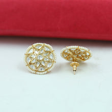 Tops/Studs Kundan Earring 12315-28