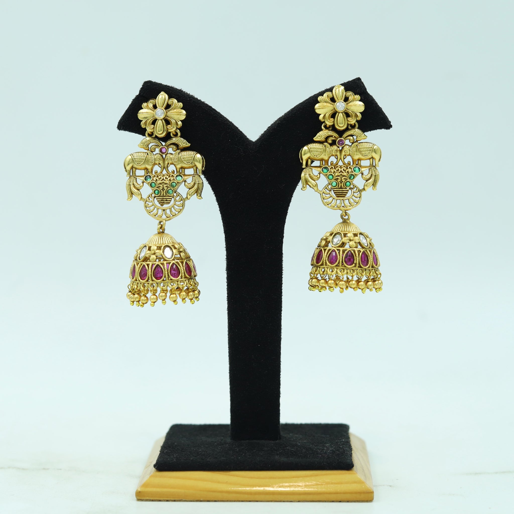 Antique Gold Plated Jhumki 16613-06