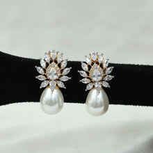 Light Earring Zircon/AD Earring 13000-34