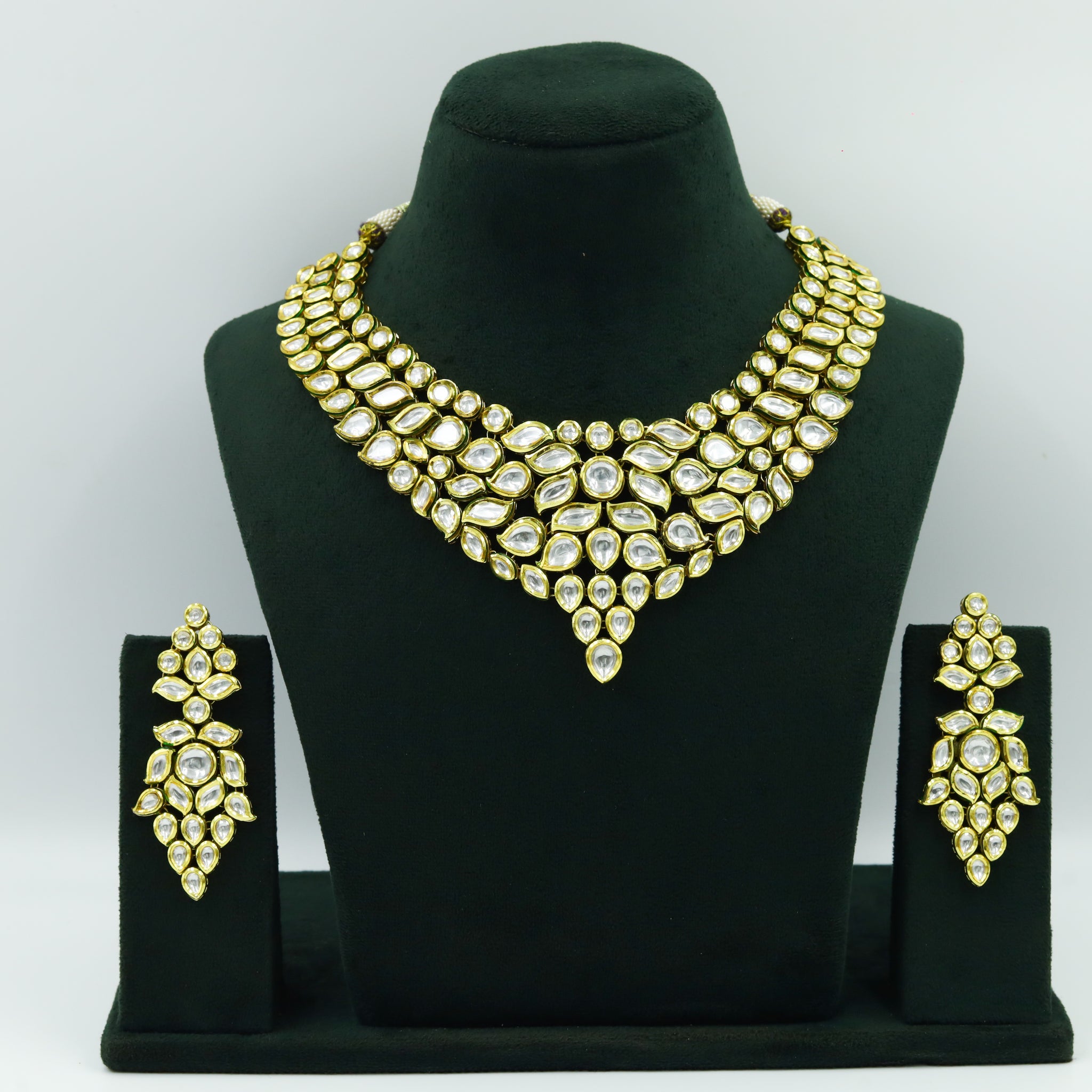 White Kundan Necklace Set 7520-1035