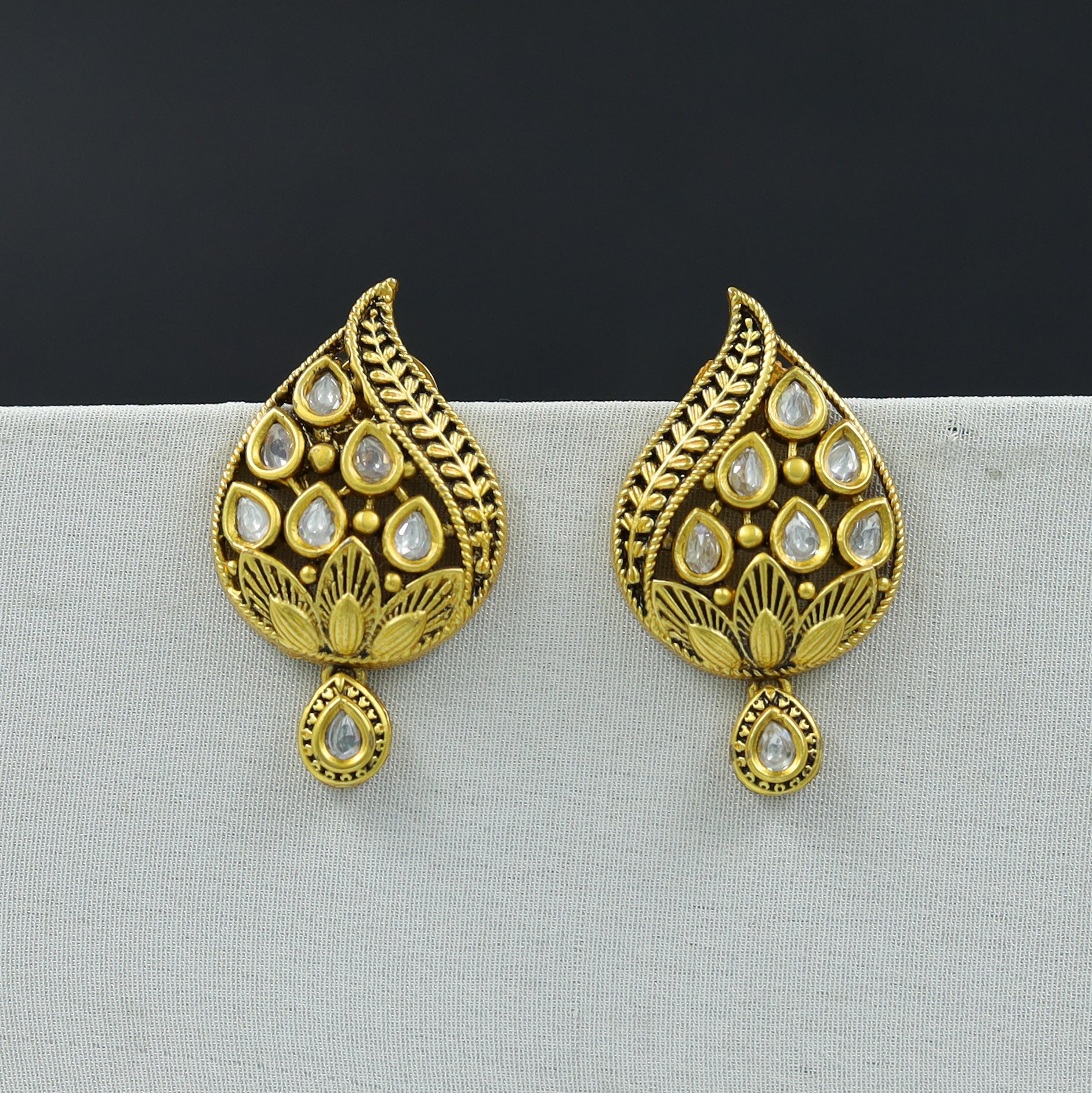 Gold Gold Look Earring 16523-3670