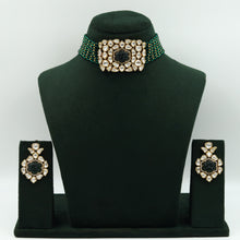 Kundan Choker Set 5561-04