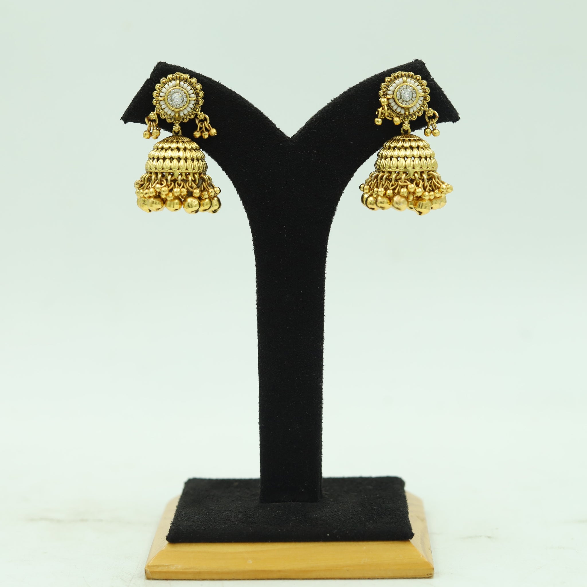 Round Neck Antique Gold Plated Necklace Set 16699-28